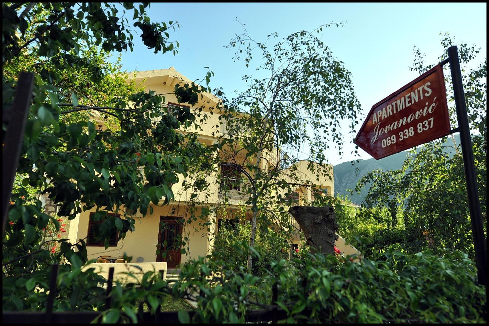 Apartments Jovanovic - Alkima Kotor Exteriör bild